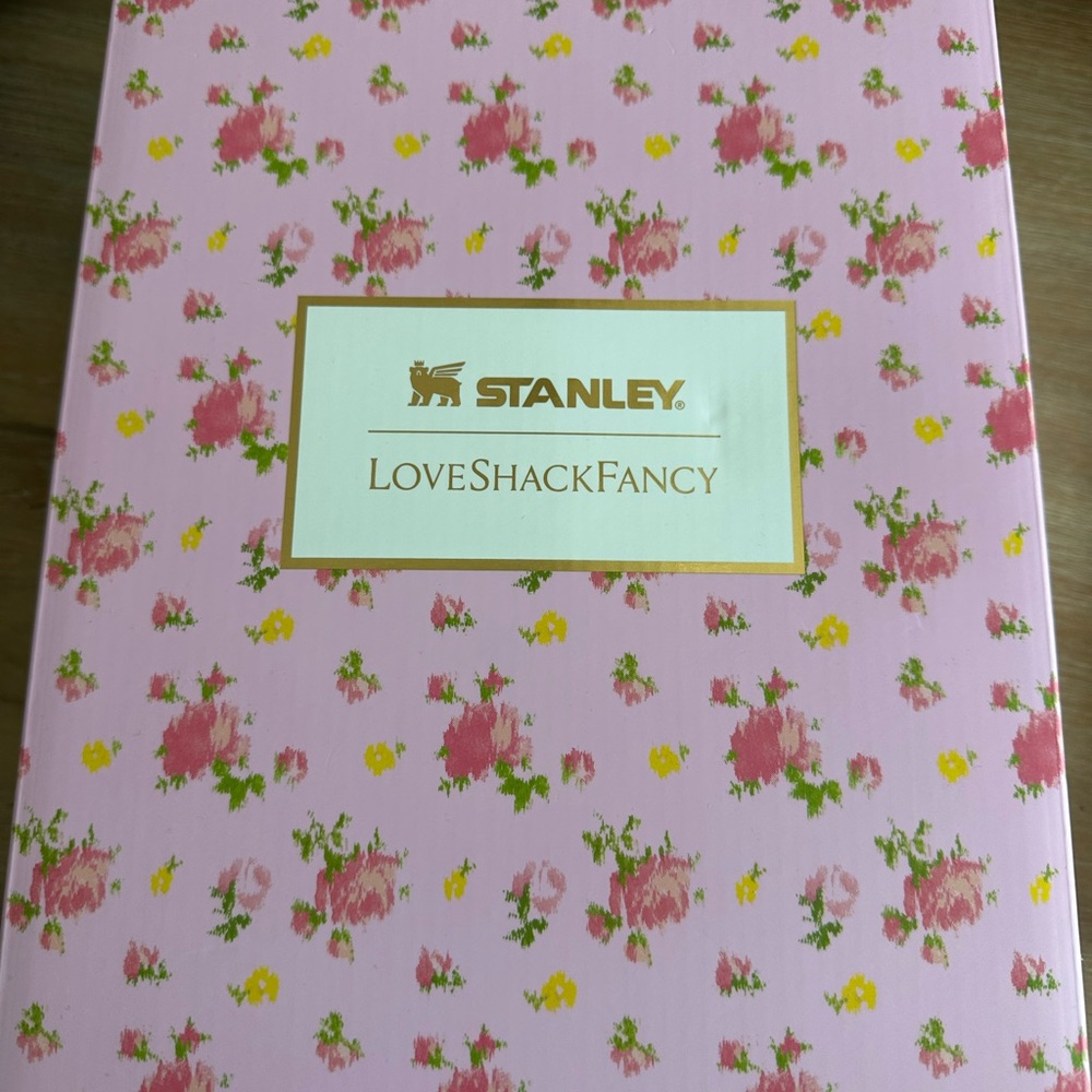 LoveShackFancy Limited Edition Stanley Ibiza Sunset Tumbler - Pink. New in Box - Picture 5 of 10